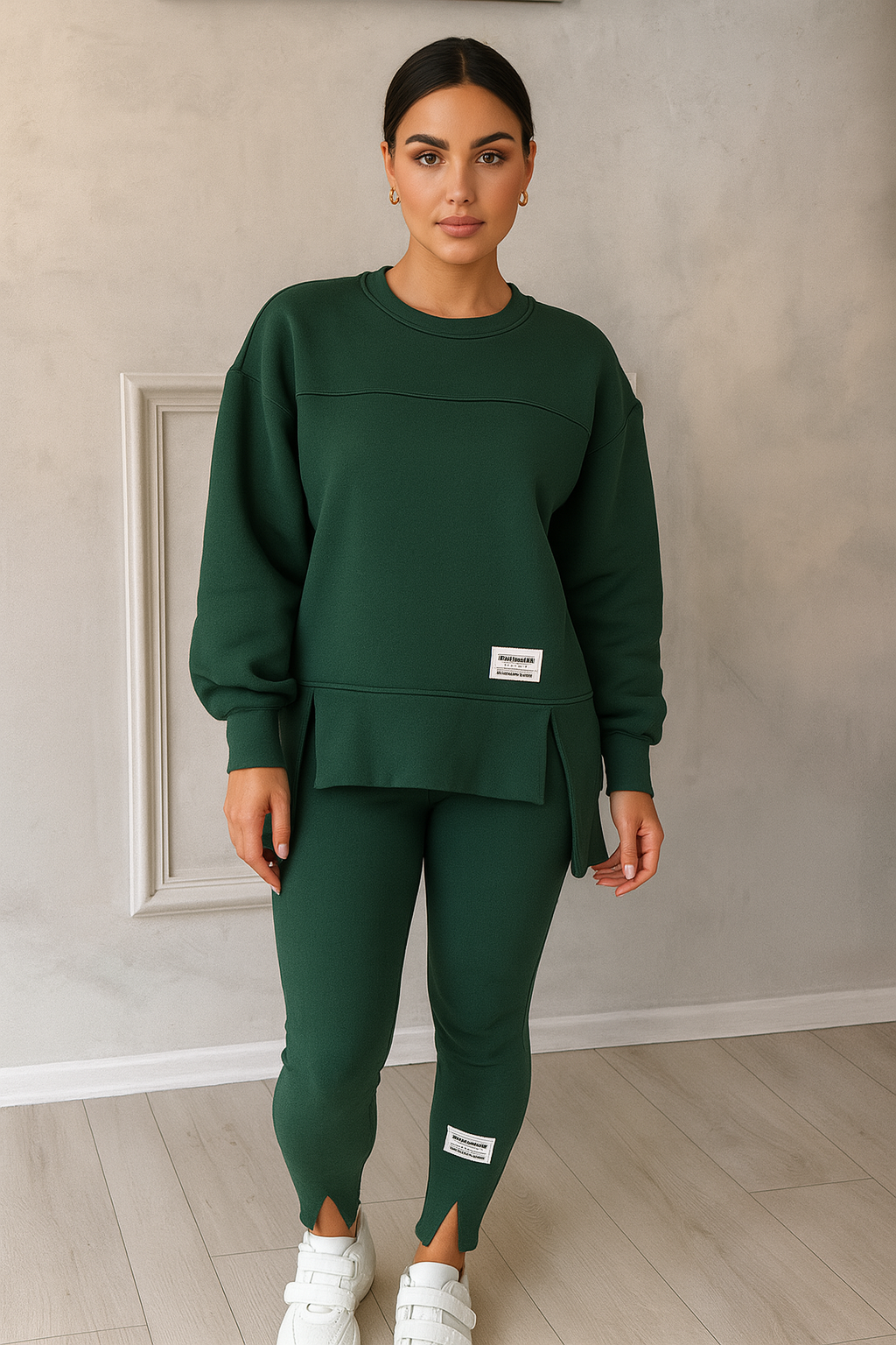 “conjunto elegante com blusa e calça”