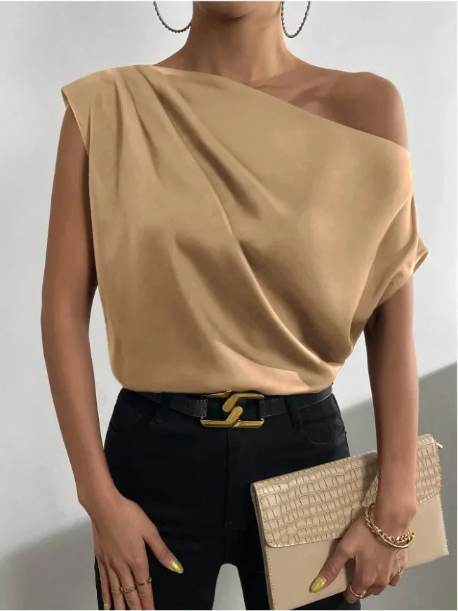 Satin Grace - Blusa Assimétrica de Cetim